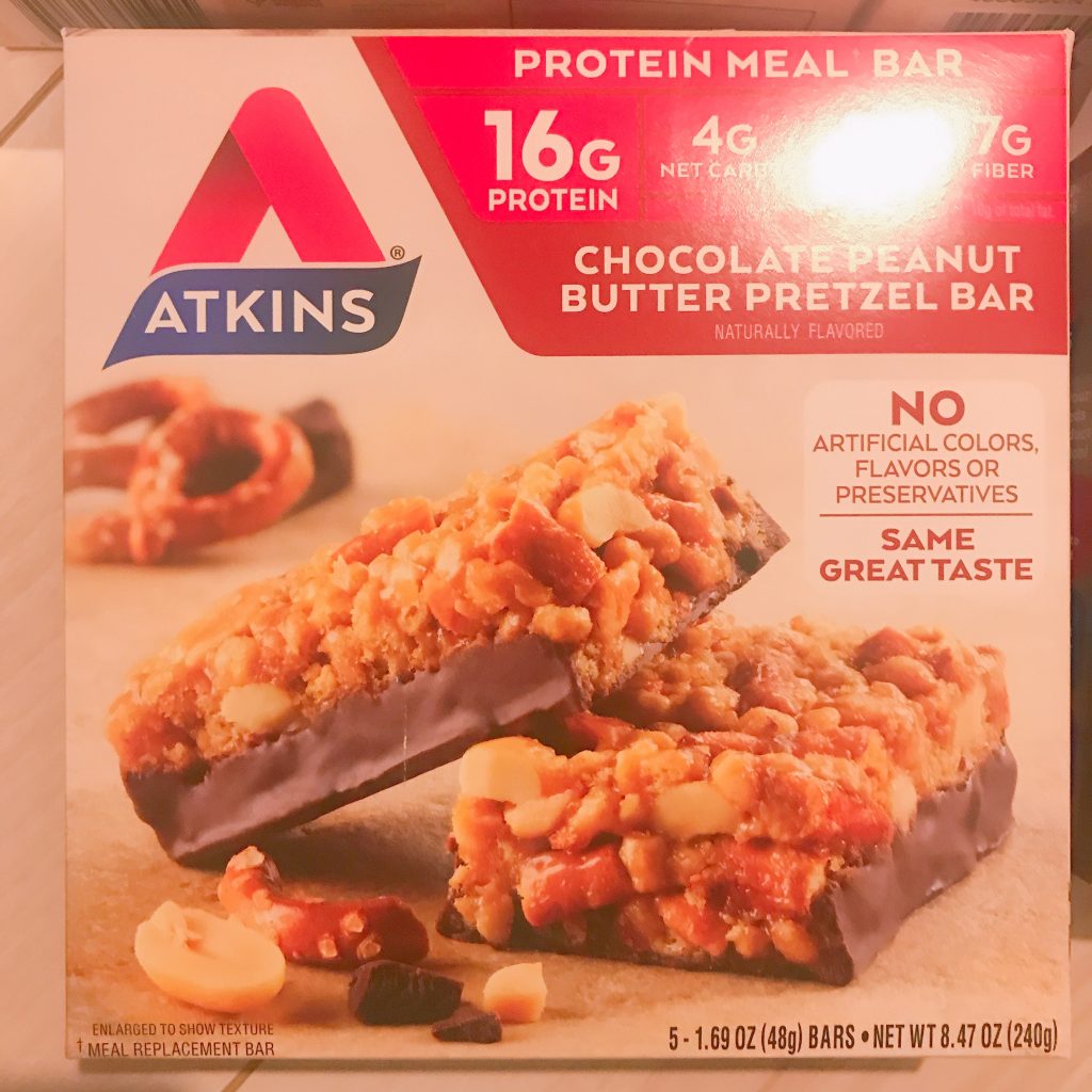 Atkins チョコレートピーナッツバター・プレッツェルバー