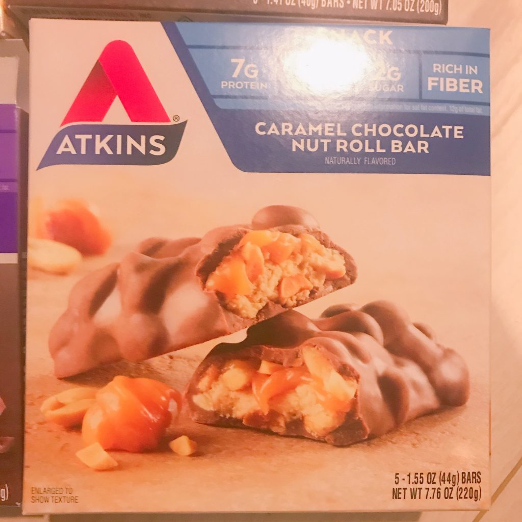 Atkins キャラメルチョコレートナッツロールバー